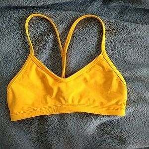 Jolyn uniform top Mango